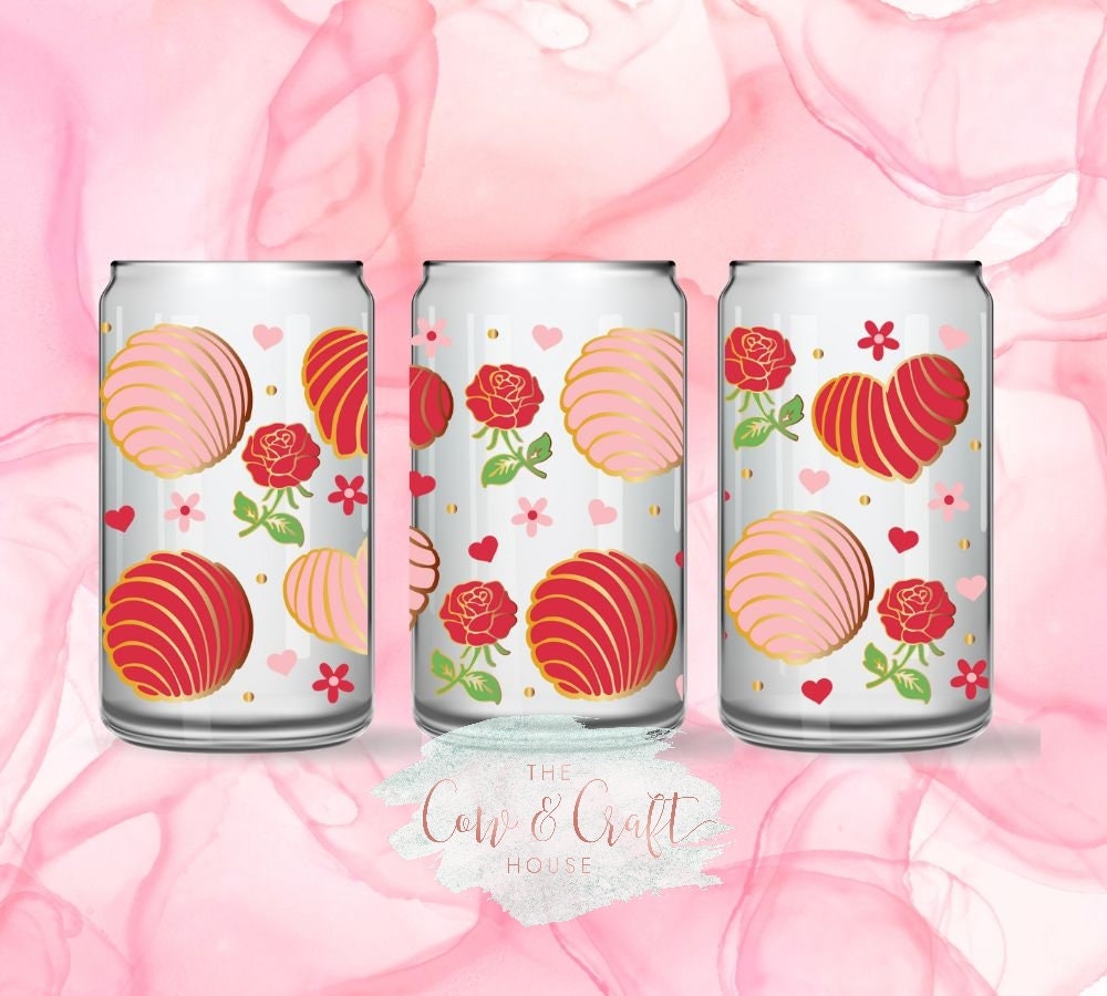 Concha Glass Tumbler with Lid & Straw: Mexican Bread Lover Gift