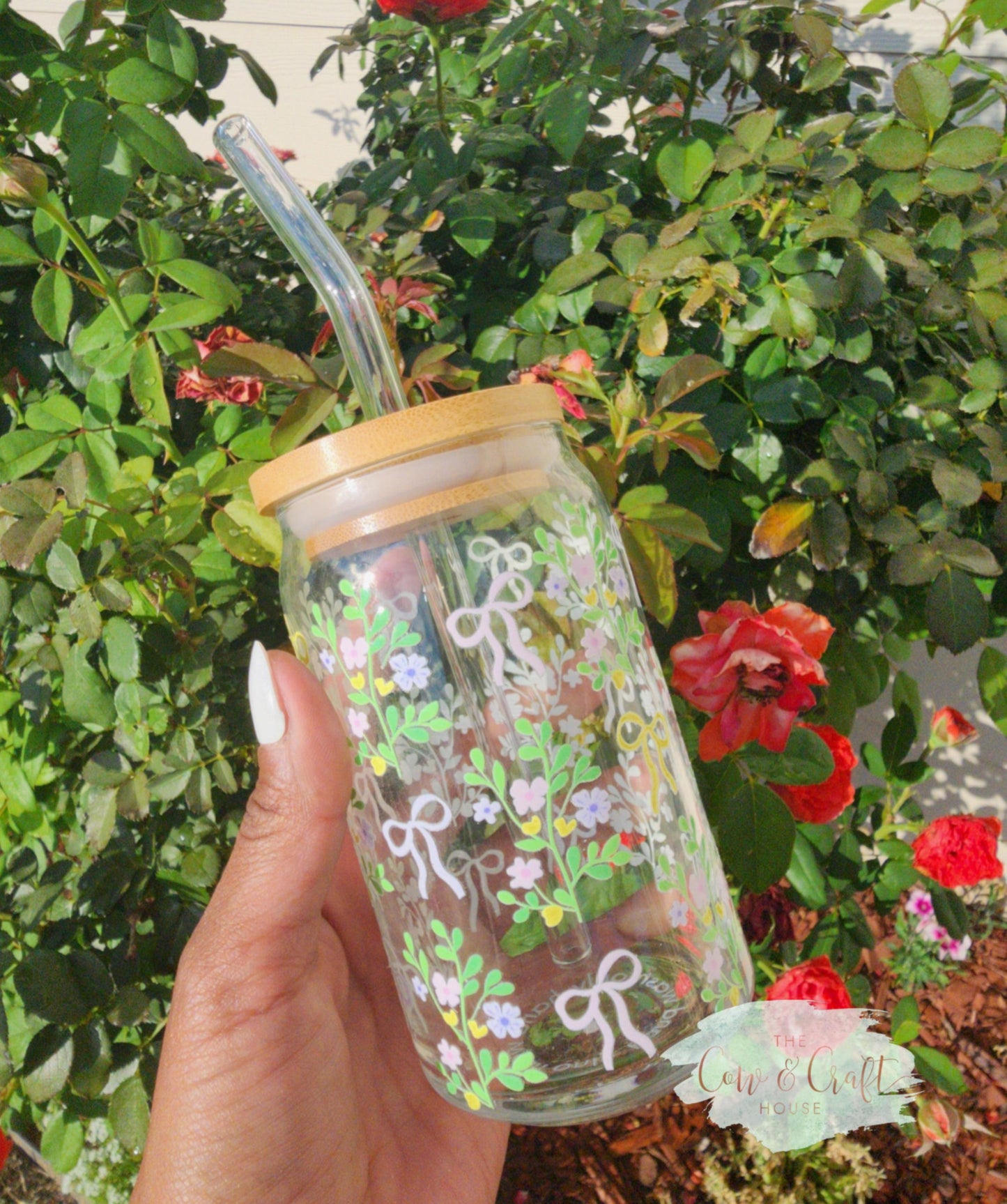 Floral Coquette Libbey Glass Cup with Straw, Green Flowers (16oz)