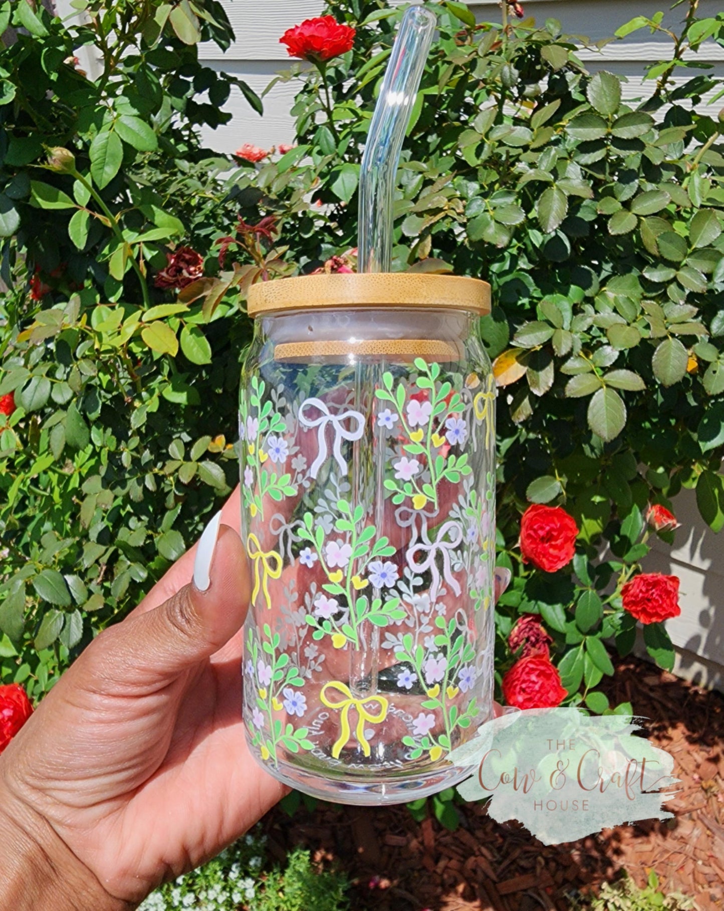 Floral Coquette Libbey Glass Cup with Straw, Green Flowers (16oz)